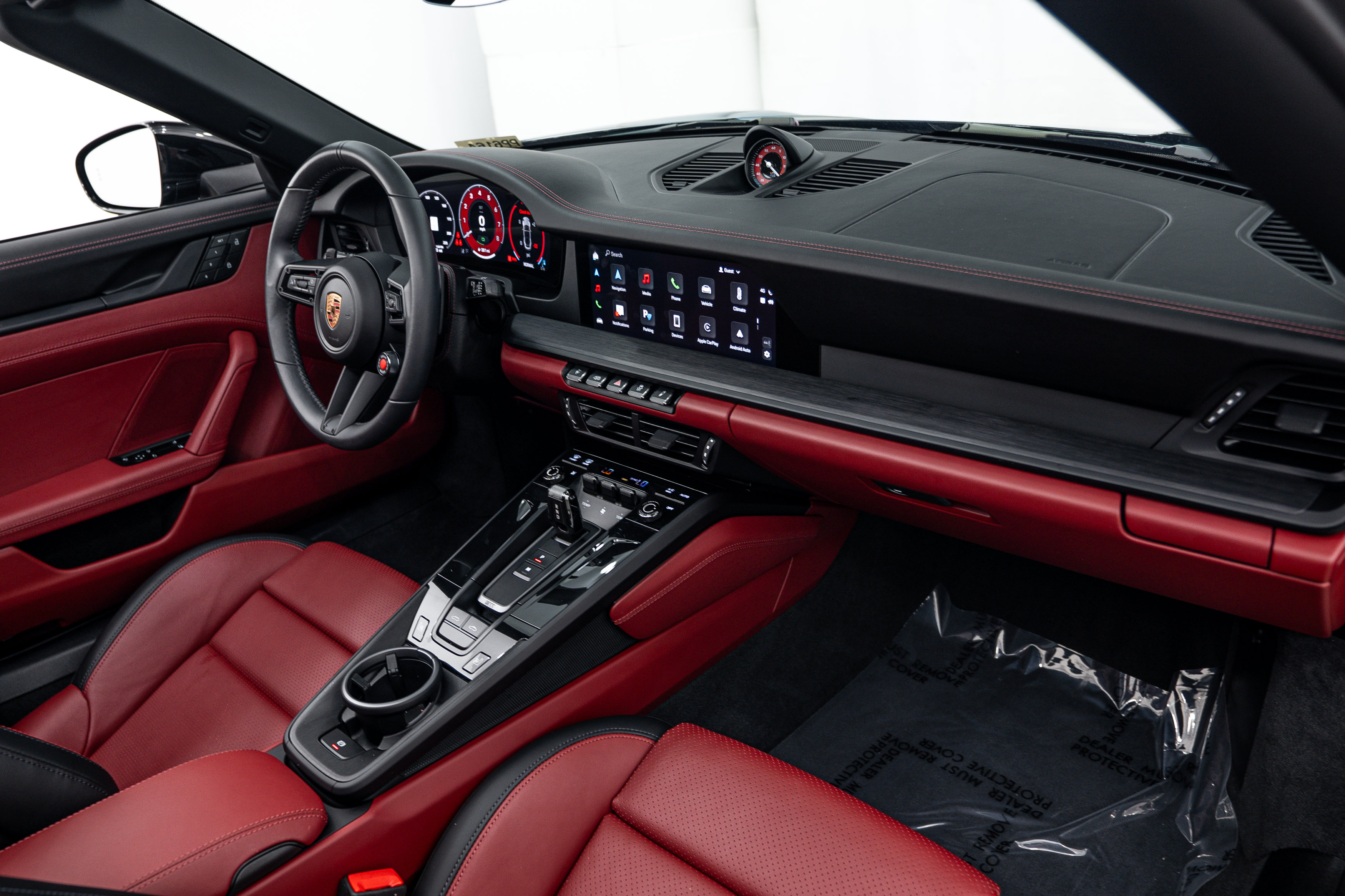 Certified 2025 Porsche 911 Targa 4 GTS AWD/4WD image 12