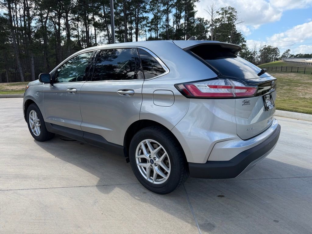 Used 2022 Ford Edge SEL image 3