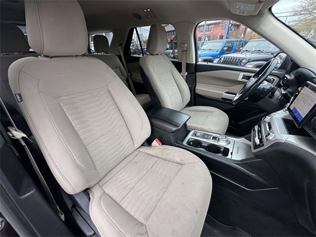 Used 2020 Ford Explorer XLT w/ Comfort Package image 35