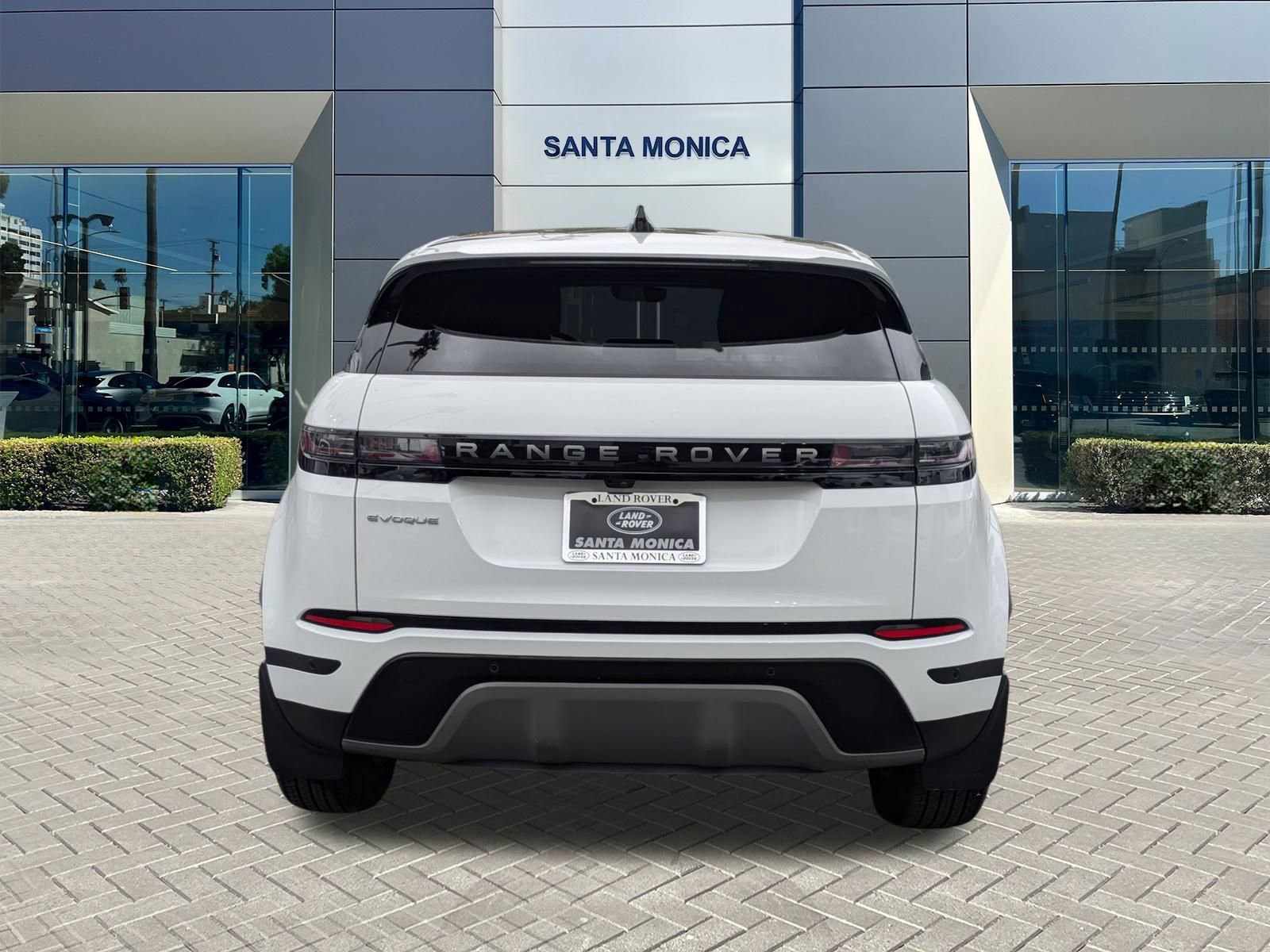 Used 2024 Land Rover Range Rover Evoque S image 6