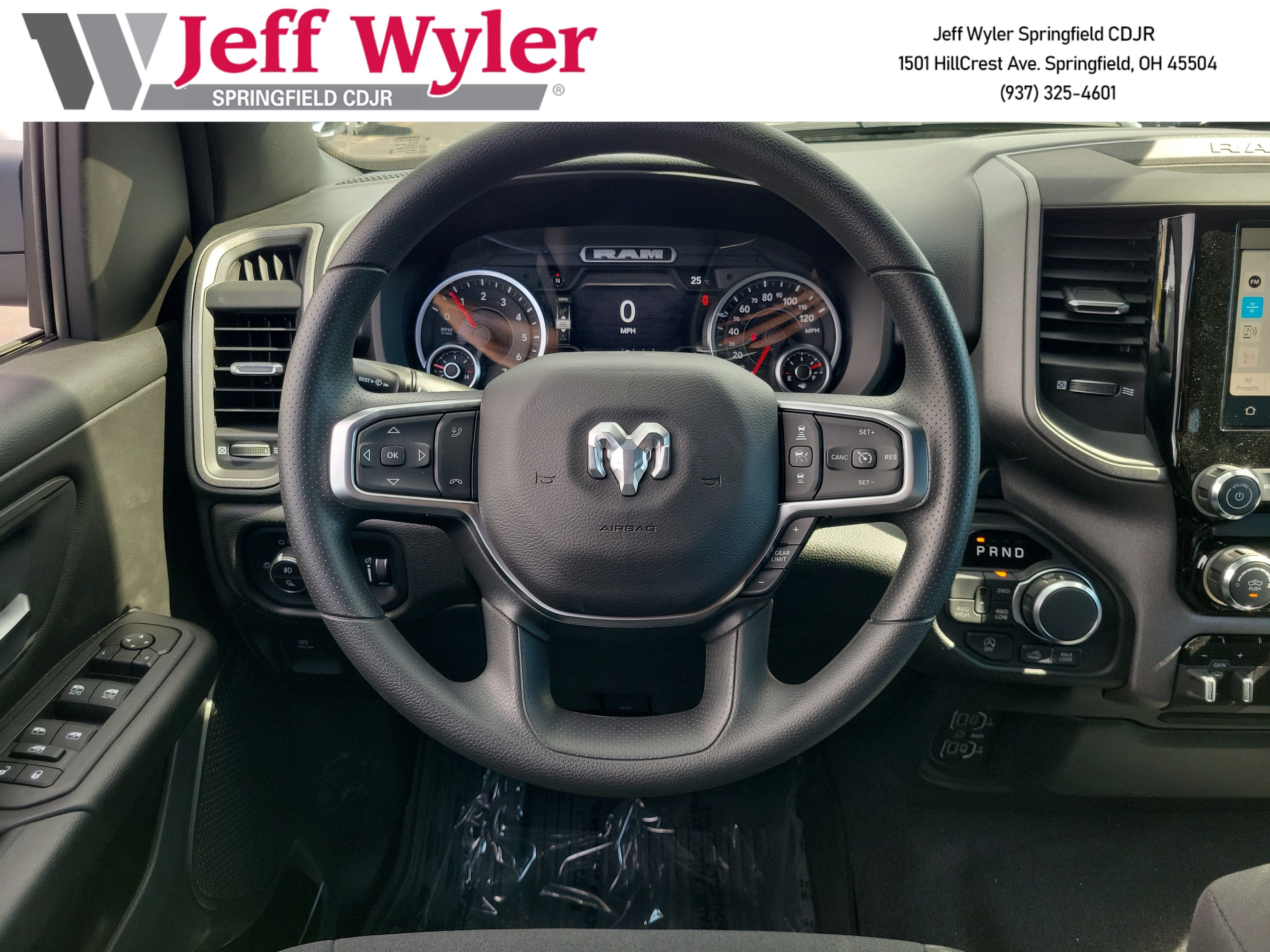 New 2026 RAM 1500 Warlock AWD/4WD image 8