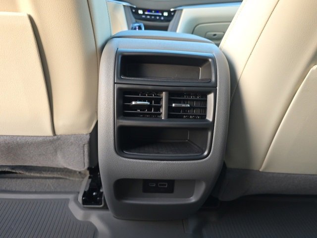 New 2025 Cadillac XT5 Premium Luxury w/ LPO, Floor Liner Package image 17