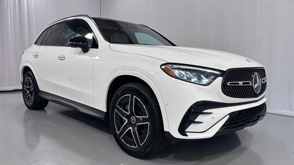 Certified 2024 Mercedes-Benz GLC 300 4MATIC image 4