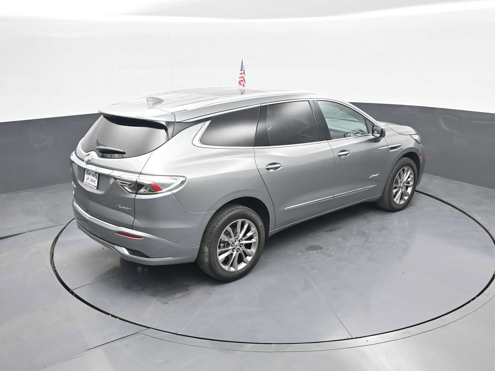 Used 2024 Buick Enclave Avenir AWD/4WD image 40