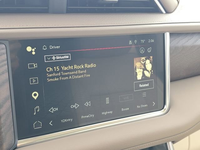 Used 2024 GMC Yukon Denali w/ Denali Reserve Package image 38