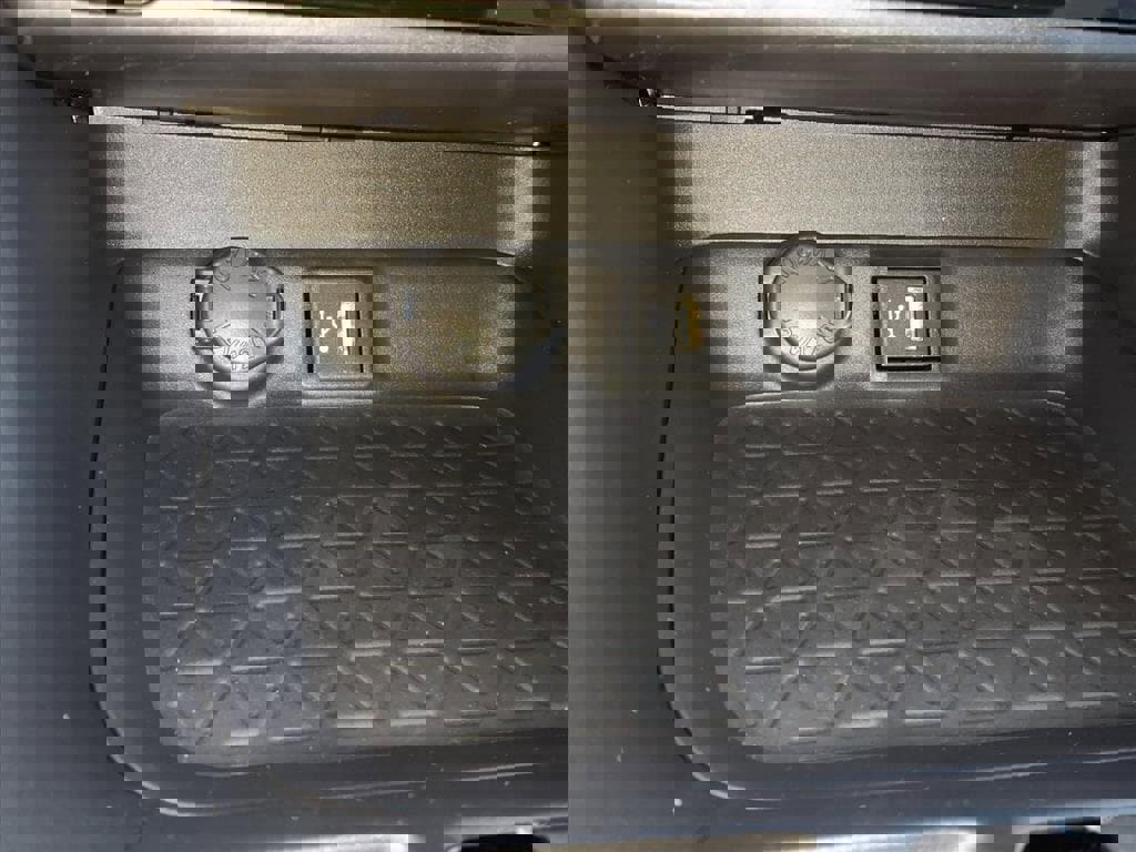 New 2025 Toyota RAV4 XLE Premium image 19