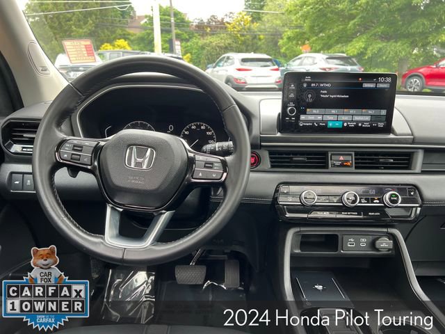 Used 2024 Honda Pilot Touring image 12