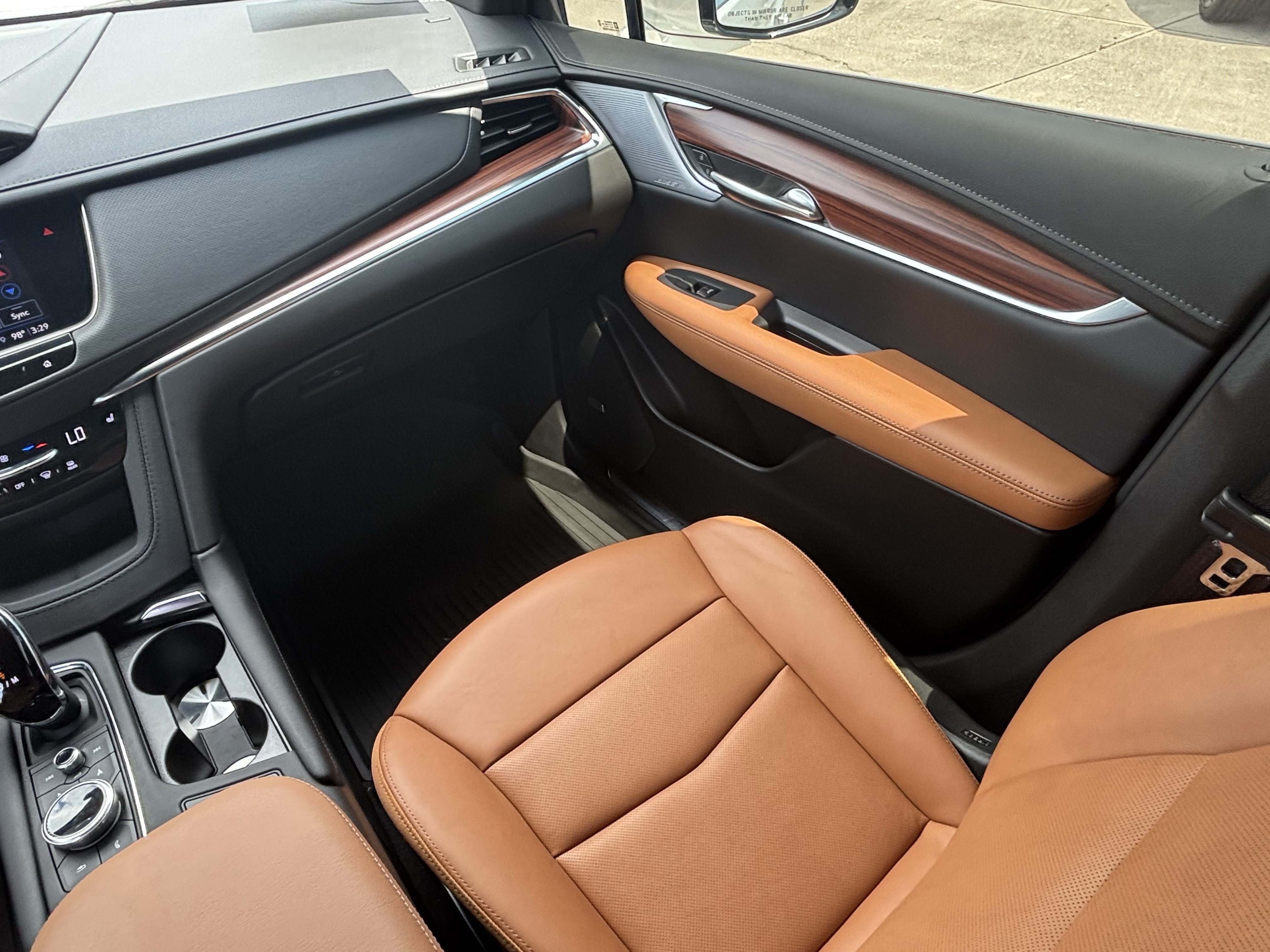 Certified 2024 Cadillac XT5 Premium Luxury w/ LPO, Floor Liner Package FWD image 34