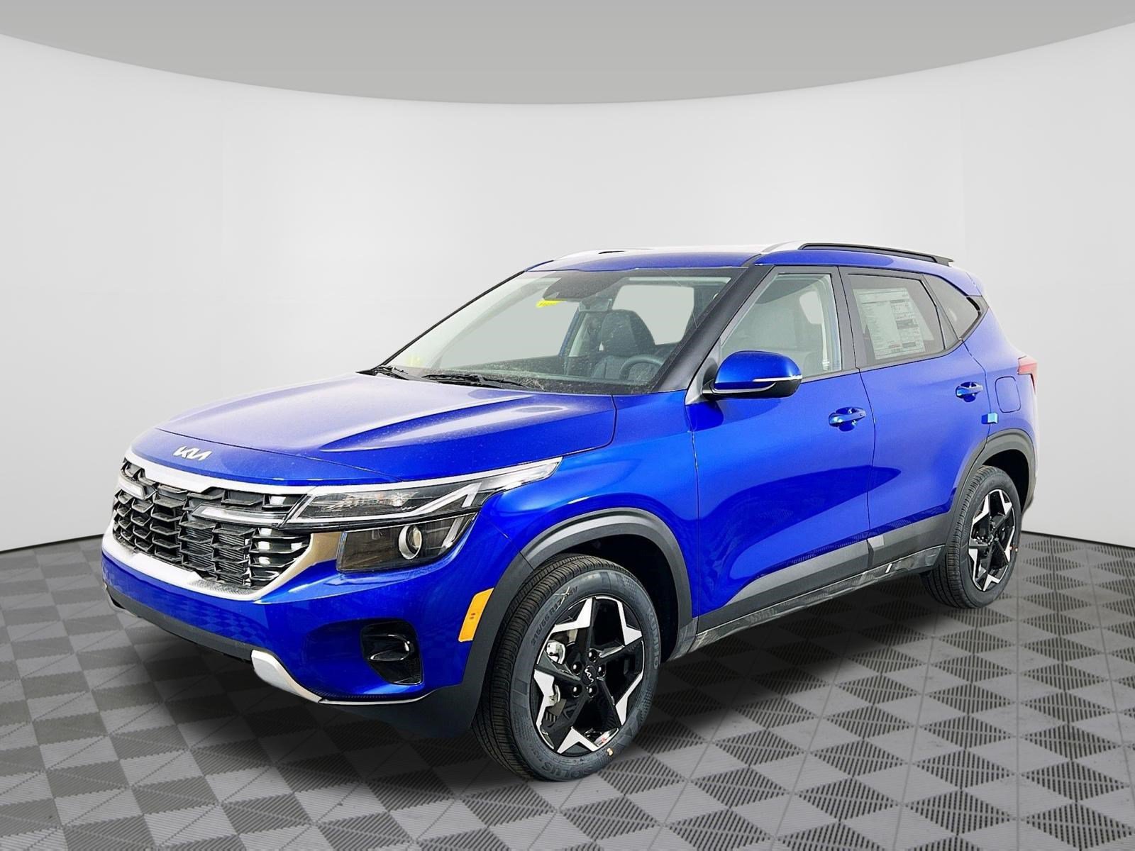 New 2026 Kia Seltos S FWD image 2