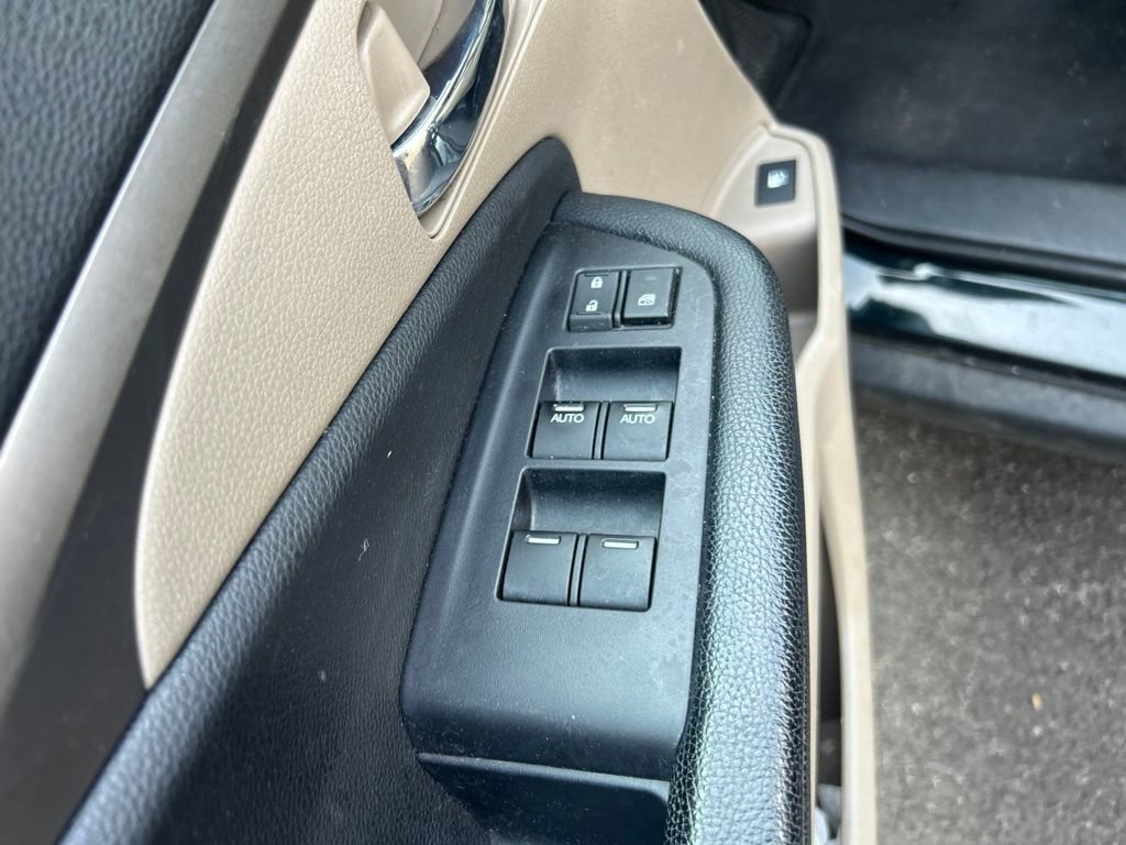 Used 2018 Honda Pilot EX image 10