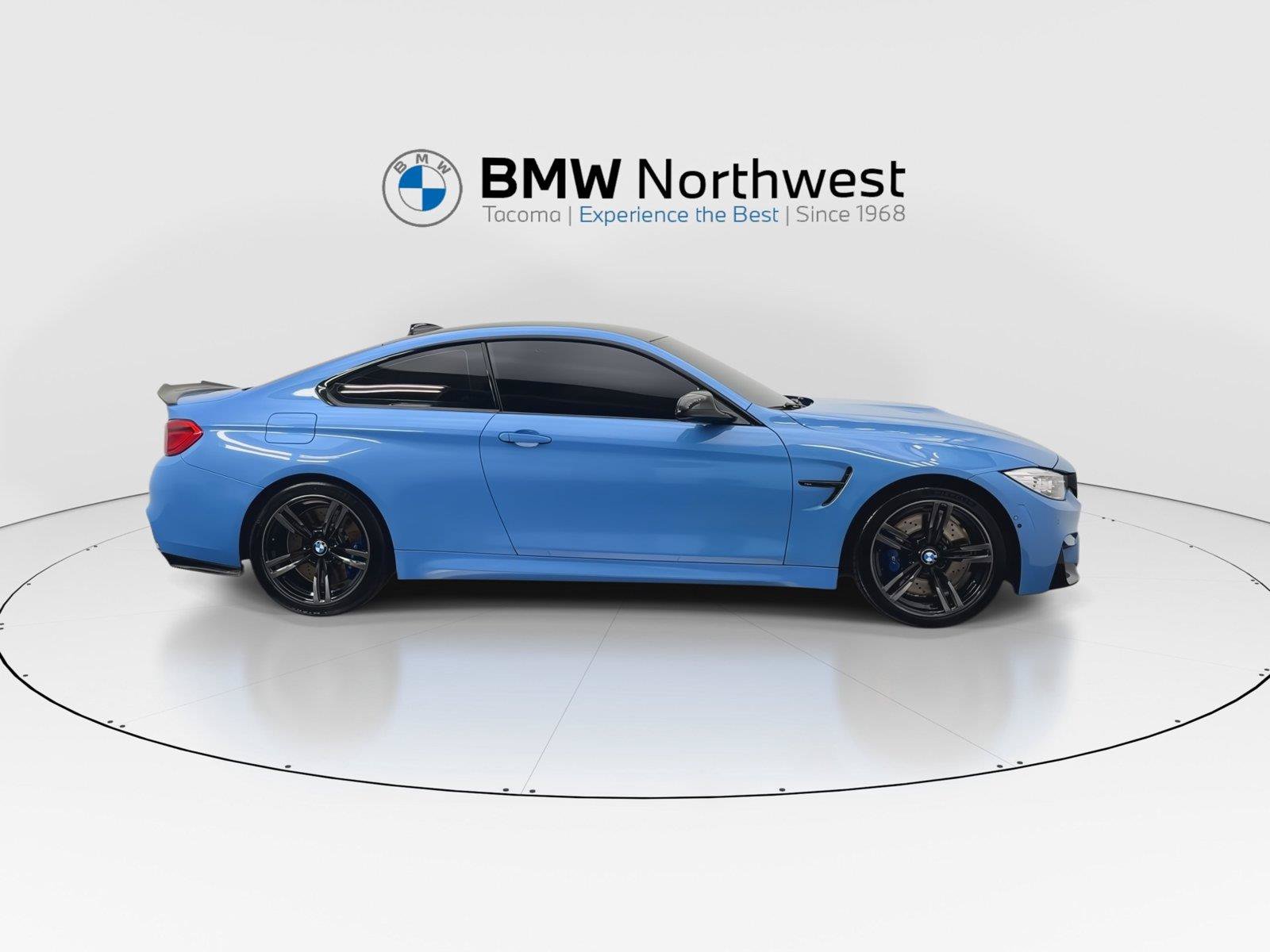 Used 2018 BMW M4 Coupe RWD image 5
