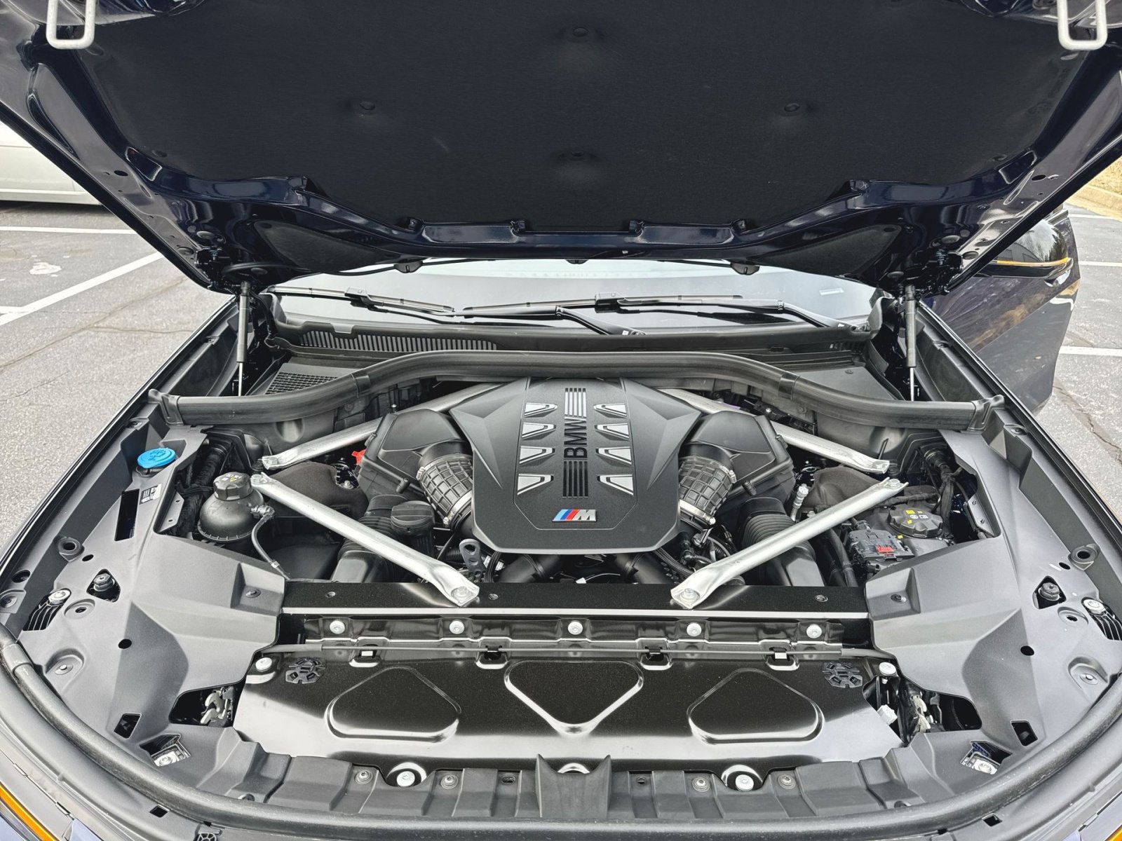 New 2026 BMW X7 M60i image 37