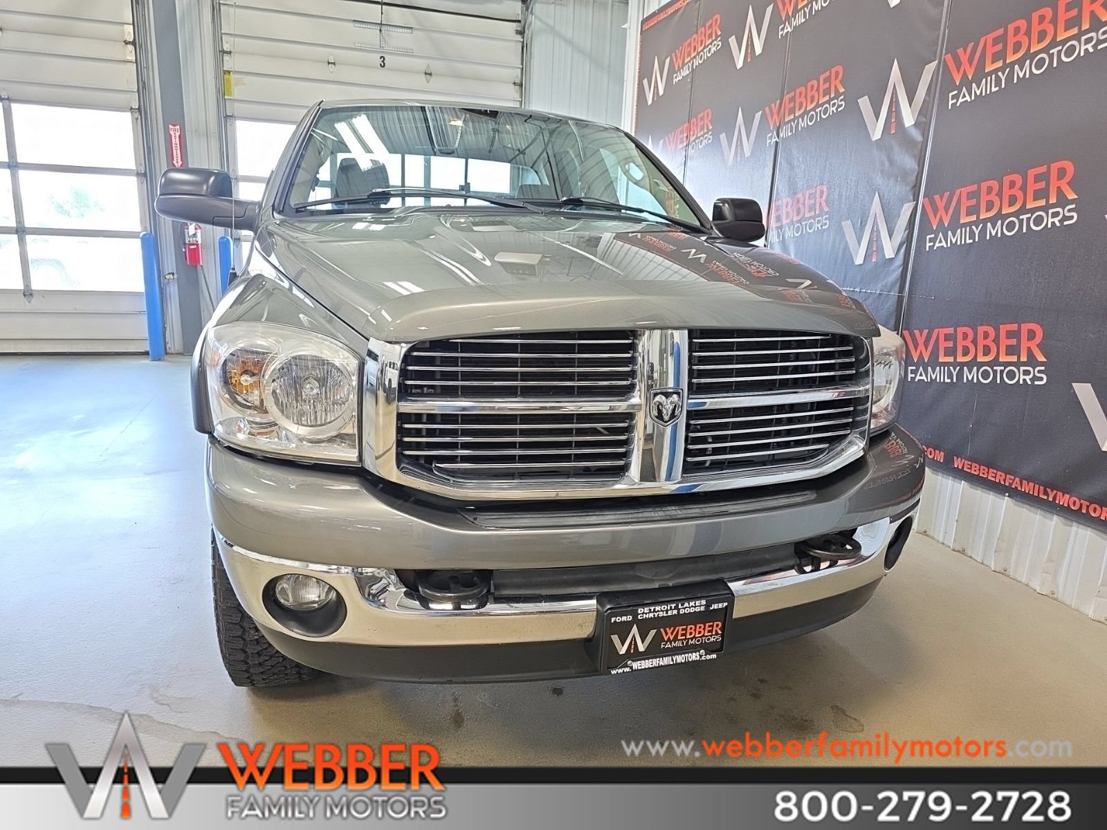Used 2009 Dodge Ram 2500 Truck SLT w/ Popular Equipment Group AWD/4WD image 2