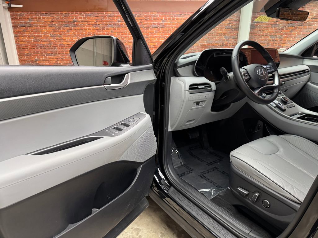 Used 2023 Hyundai Palisade SEL AWD/4WD image 9