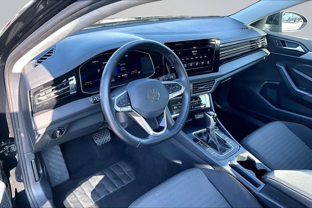 Used 2025 Volkswagen Jetta S FWD image 16
