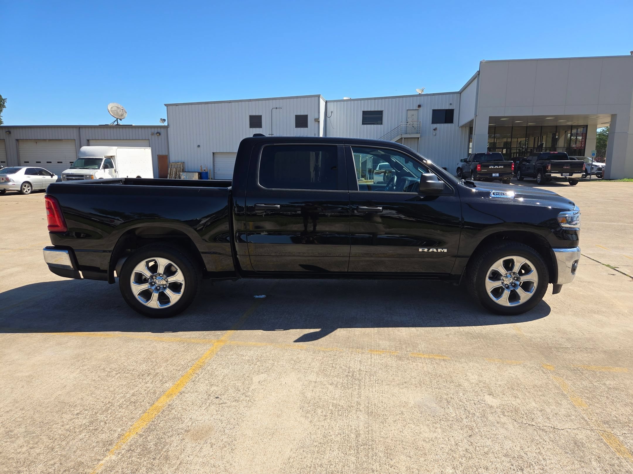 Used 2025 RAM 1500 Lone Star RWD image 6