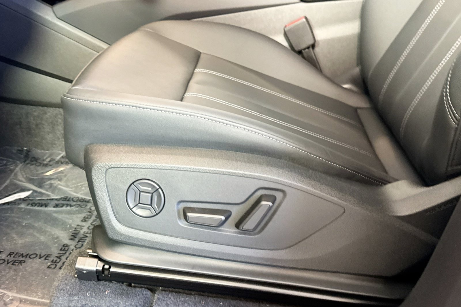 New 2027 Audi Q6 e-tron Premium AWD/4WD image 16