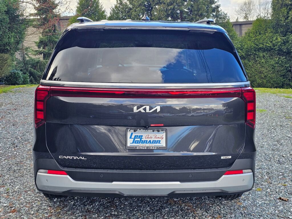 New 2026 Kia Carnival EX image 6