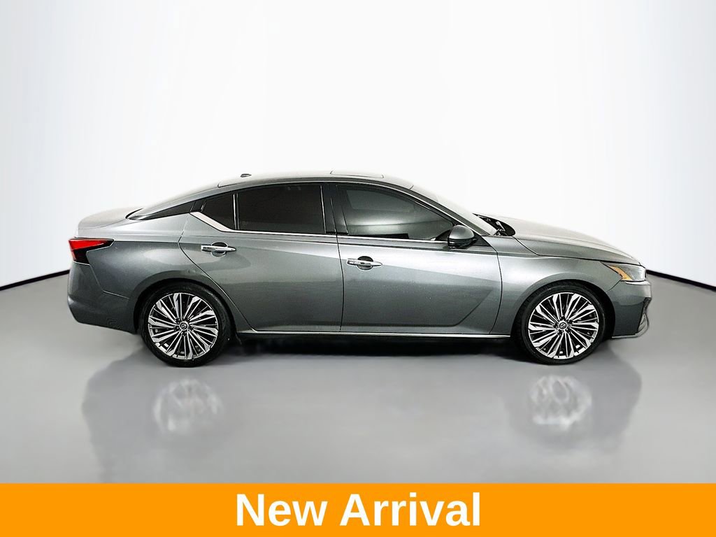 Used 2023 Nissan Altima 2.5 SL image 8