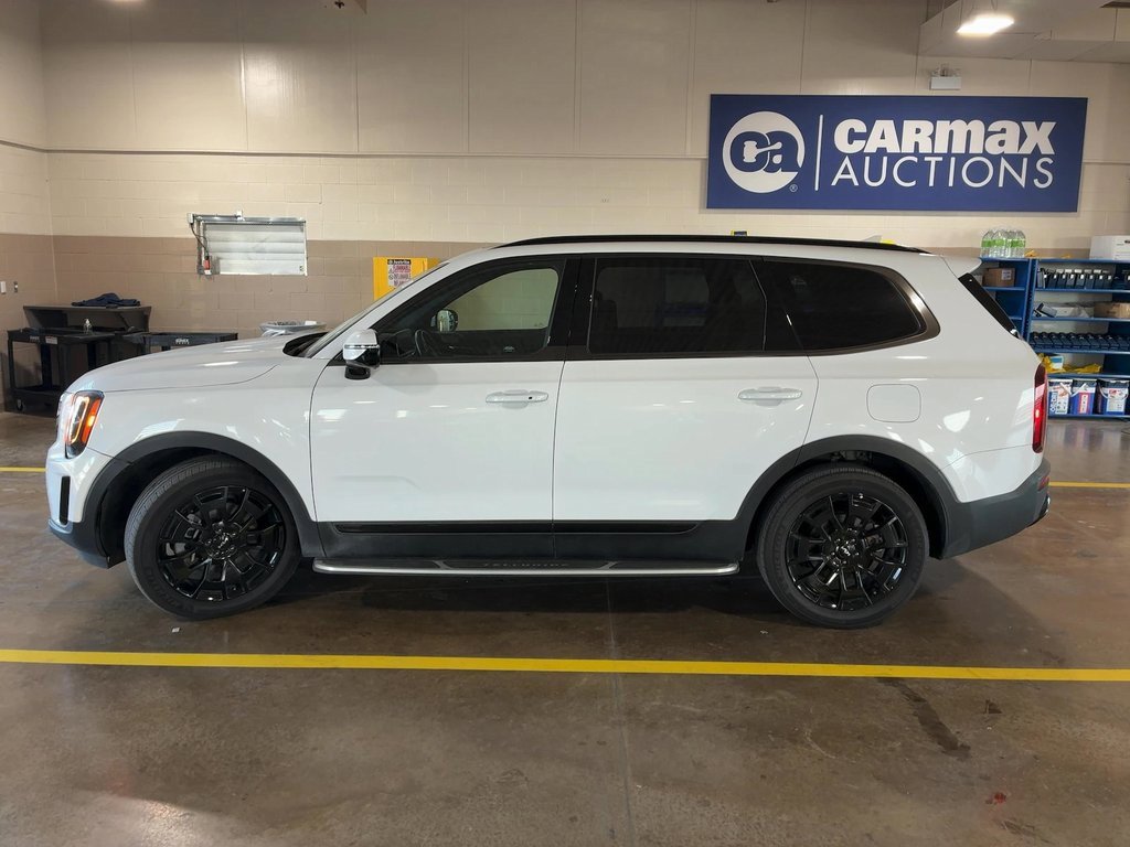 Used 2022 Kia Telluride SX w/ SX Prestige Package image 54