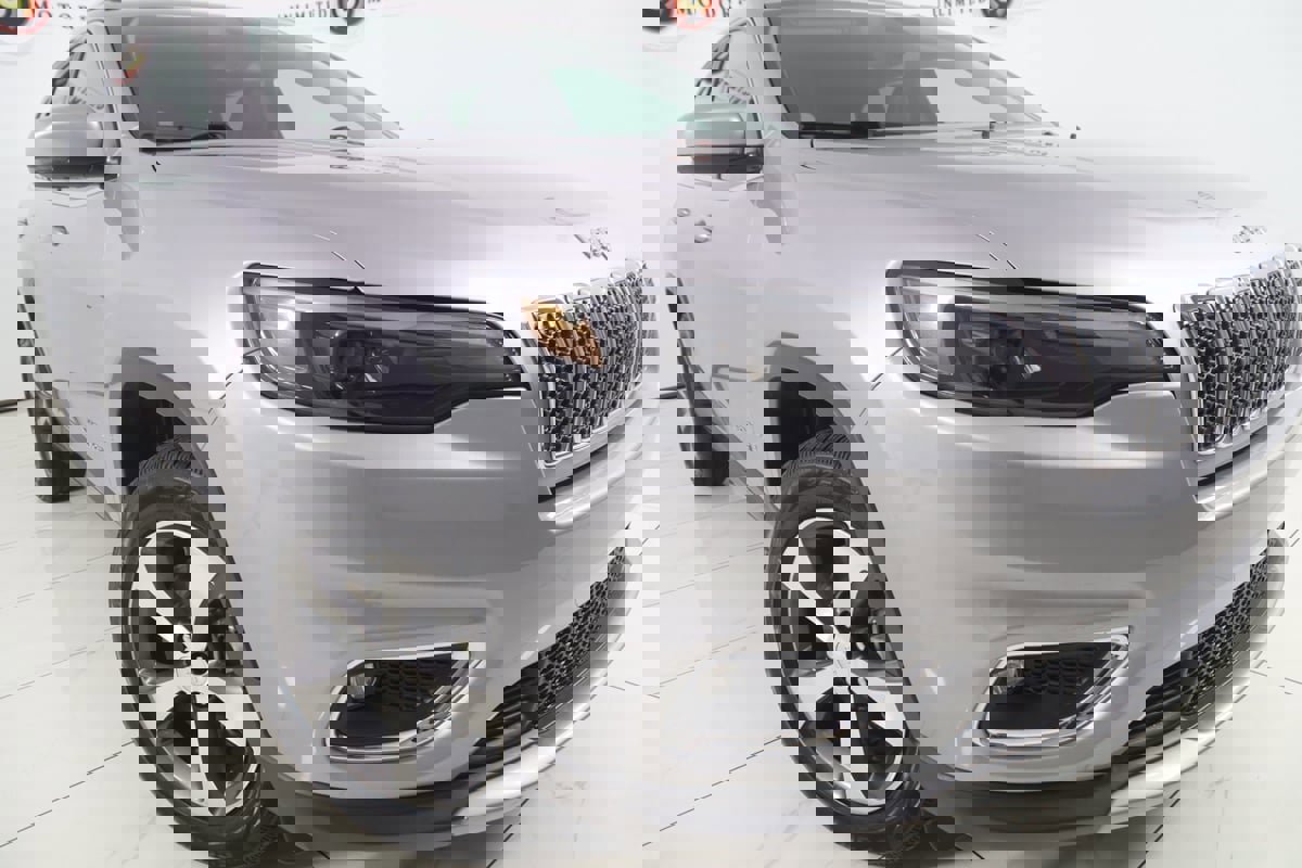 Used 2020 Jeep Cherokee Limited image 15