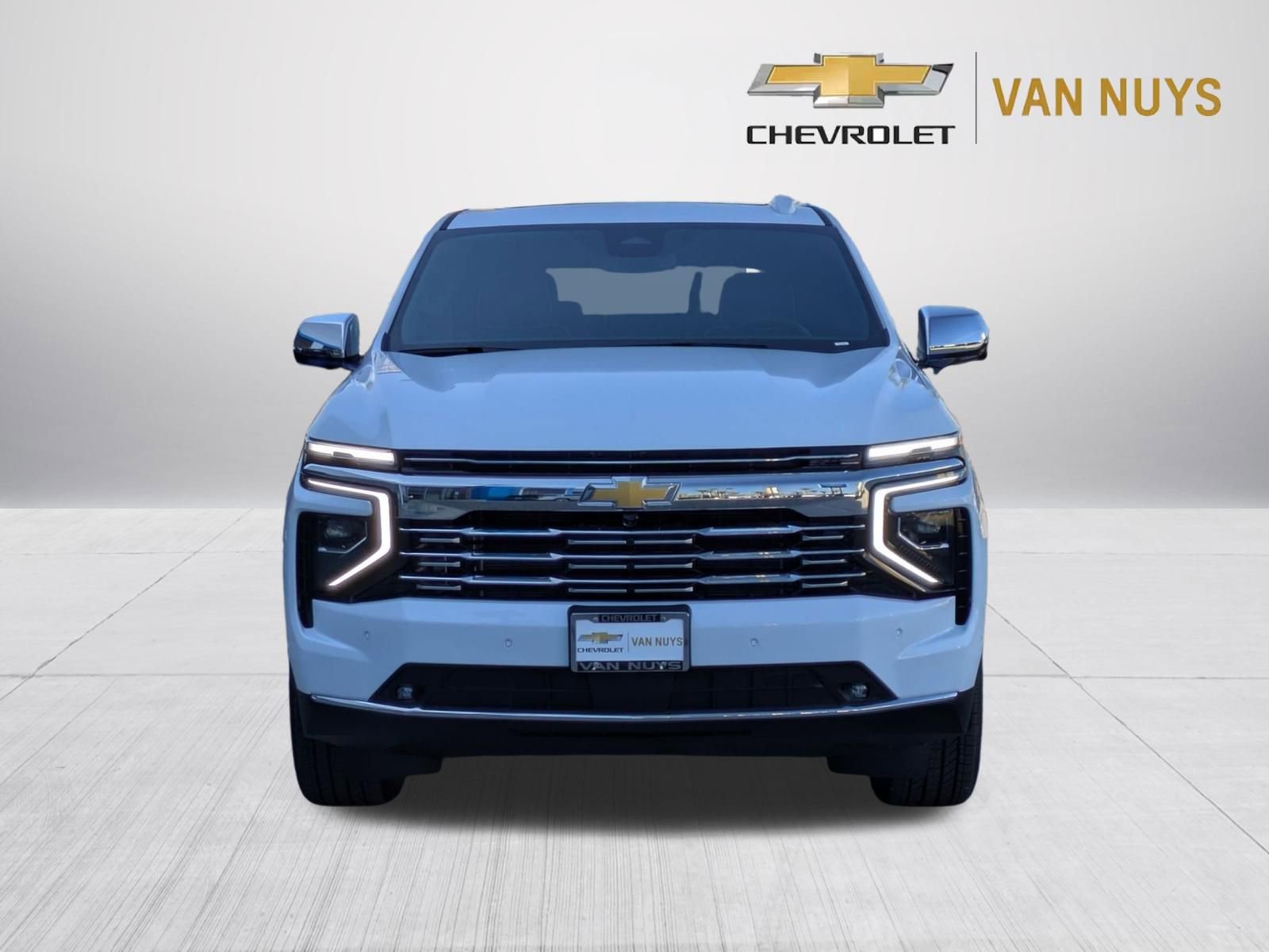 New 2026 Chevrolet Tahoe Premier w/ Sun And Tow Package AWD/4WD image 2
