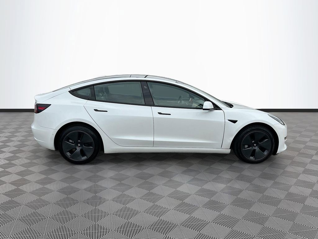 Used 2022 Tesla Model 3 Long Range AWD/4WD image 8