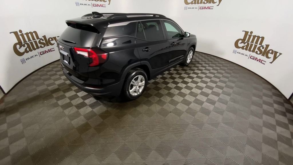 Certified 2023 GMC Terrain SLE w/ Driver Convenience Package image 8