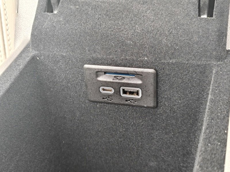 Used 2022 Cadillac XT5 Premium Luxury w/ Technology Package image 46