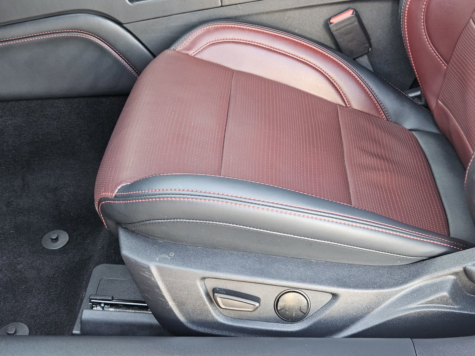 Used 2024 Ford Mustang GT Premium w/ GT Performance Package image 32