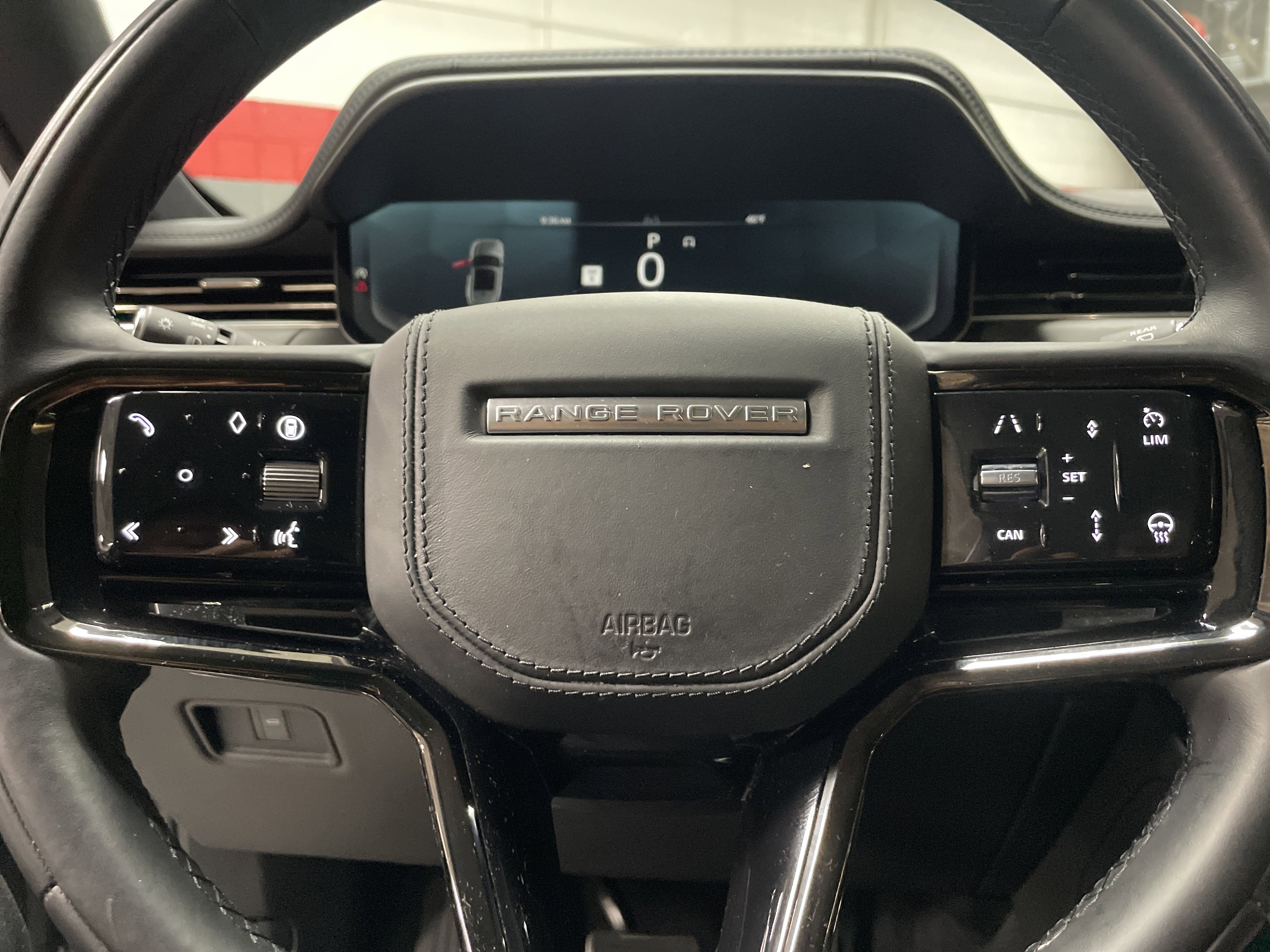 Used 2024 Land Rover Range Rover Sport Dynamic SE image 18