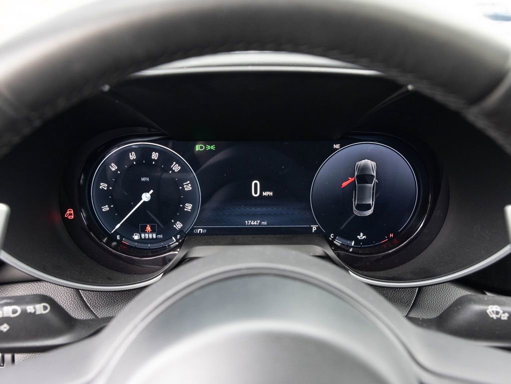 Used 2024 Alfa Romeo Giulia Veloce image 28