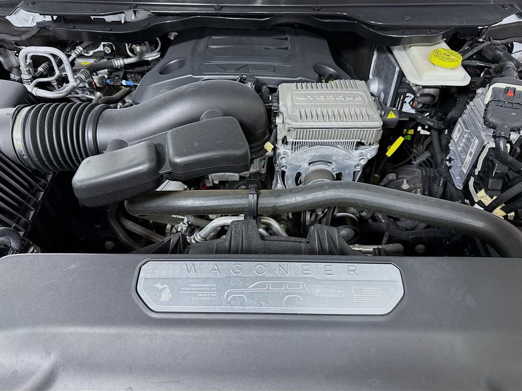 Used 2023 Jeep Wagoneer 4WD w/ Premium Group I image 39