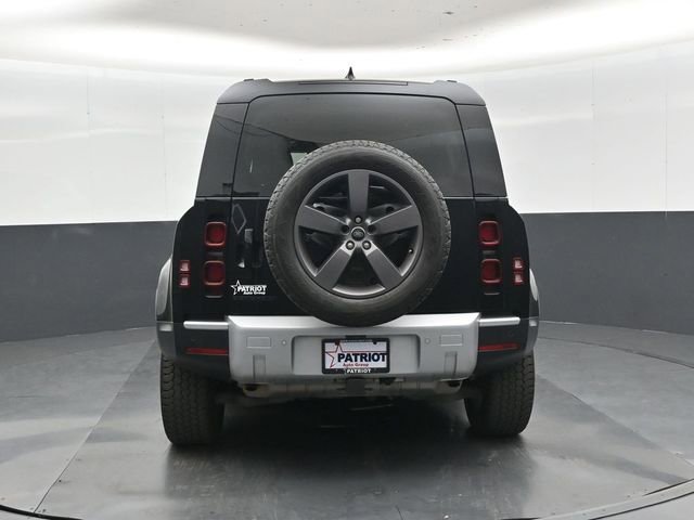 Used 2025 Land Rover Defender 110 S AWD/4WD image 5