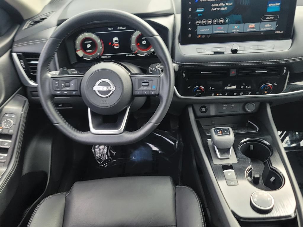 Used 2024 Nissan Rogue SL AWD/4WD image 17