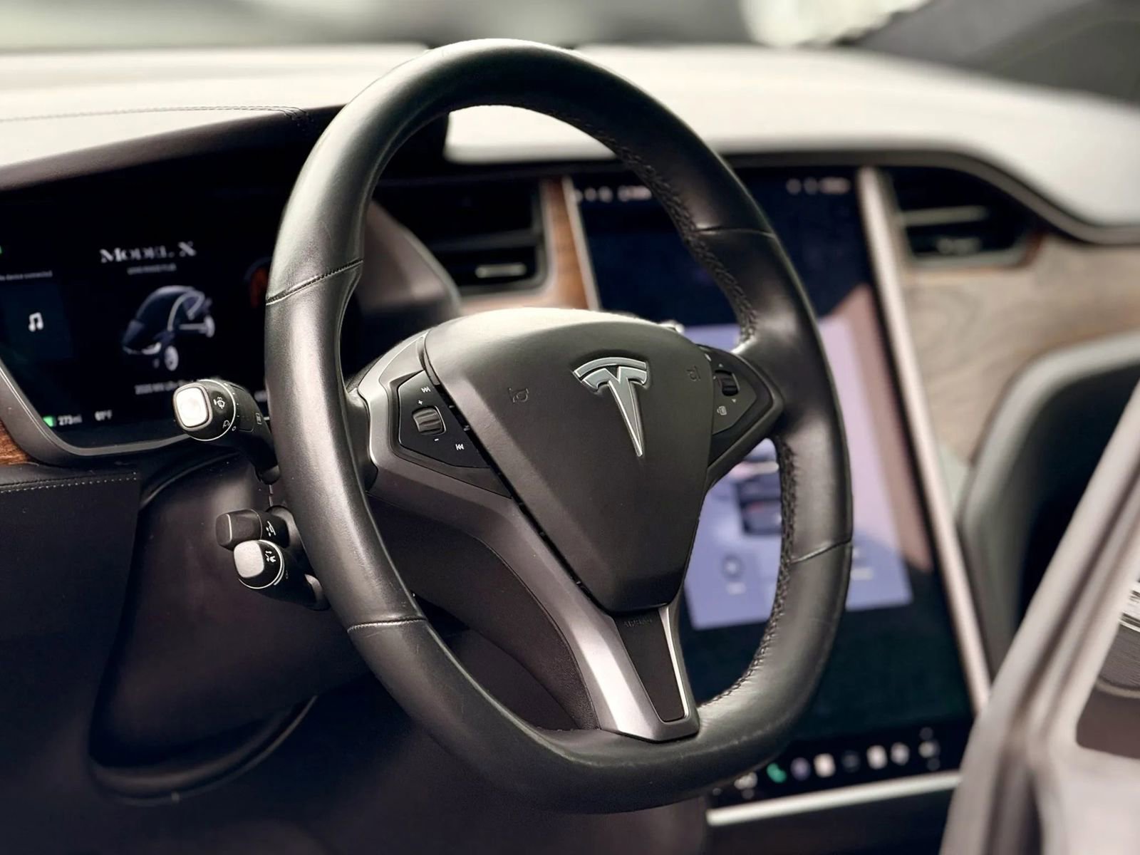 Used 2020 Tesla Model X Long Range image 14