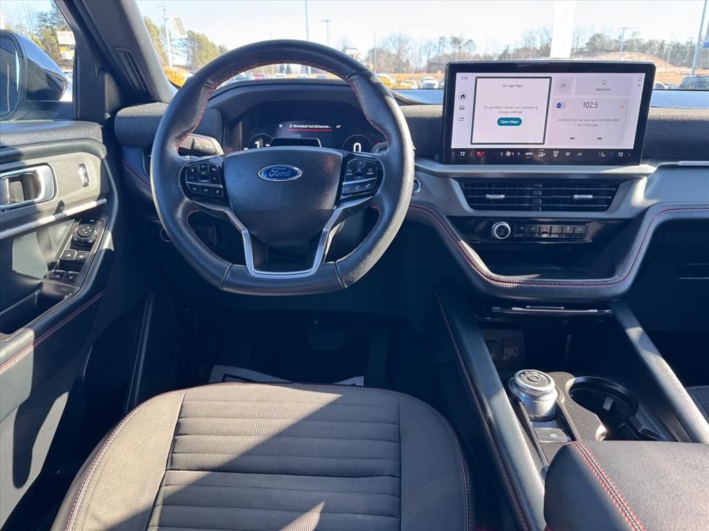 Used 2025 Ford Explorer ST-Line w/ ST-Line Street Pack image 13
