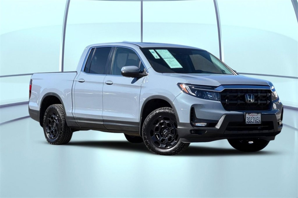 Certified 2025 Honda Ridgeline RTL+ image 2