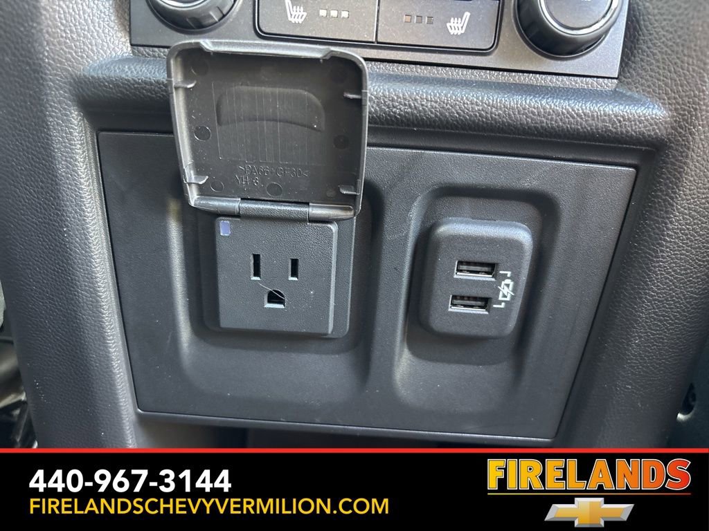 Certified 2023 Chevrolet Traverse Premier w/ LPO, Floor Liner Package image 50