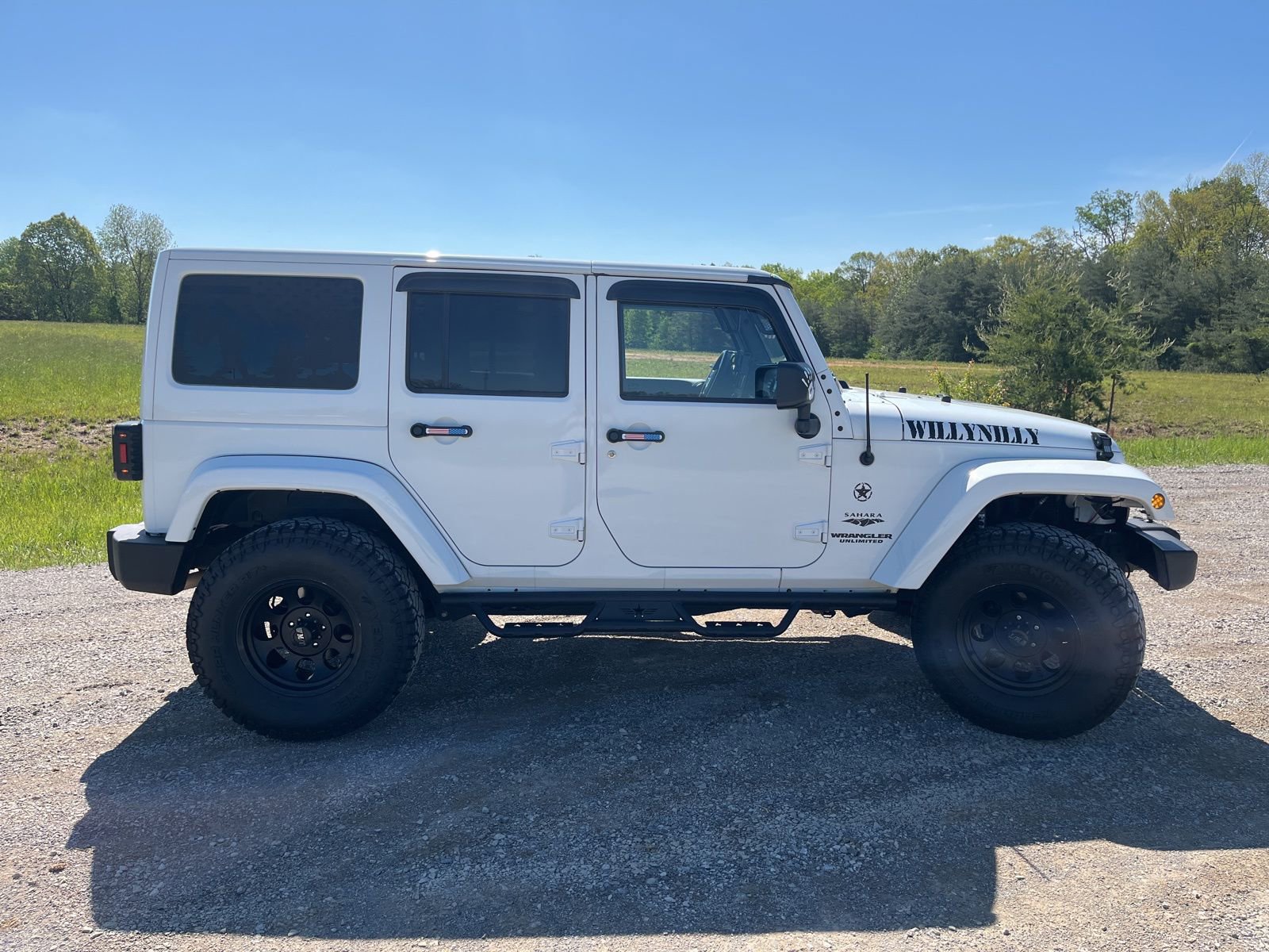 Used 2015 Jeep Wrangler Unlimited Sahara w/ Max Tow Package AWD/4WD image 7