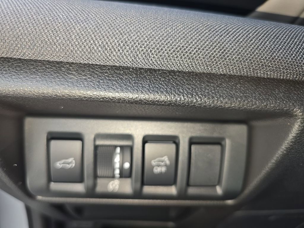 Used 2025 Subaru Outback Premium w/ Tech Package 1 image 24