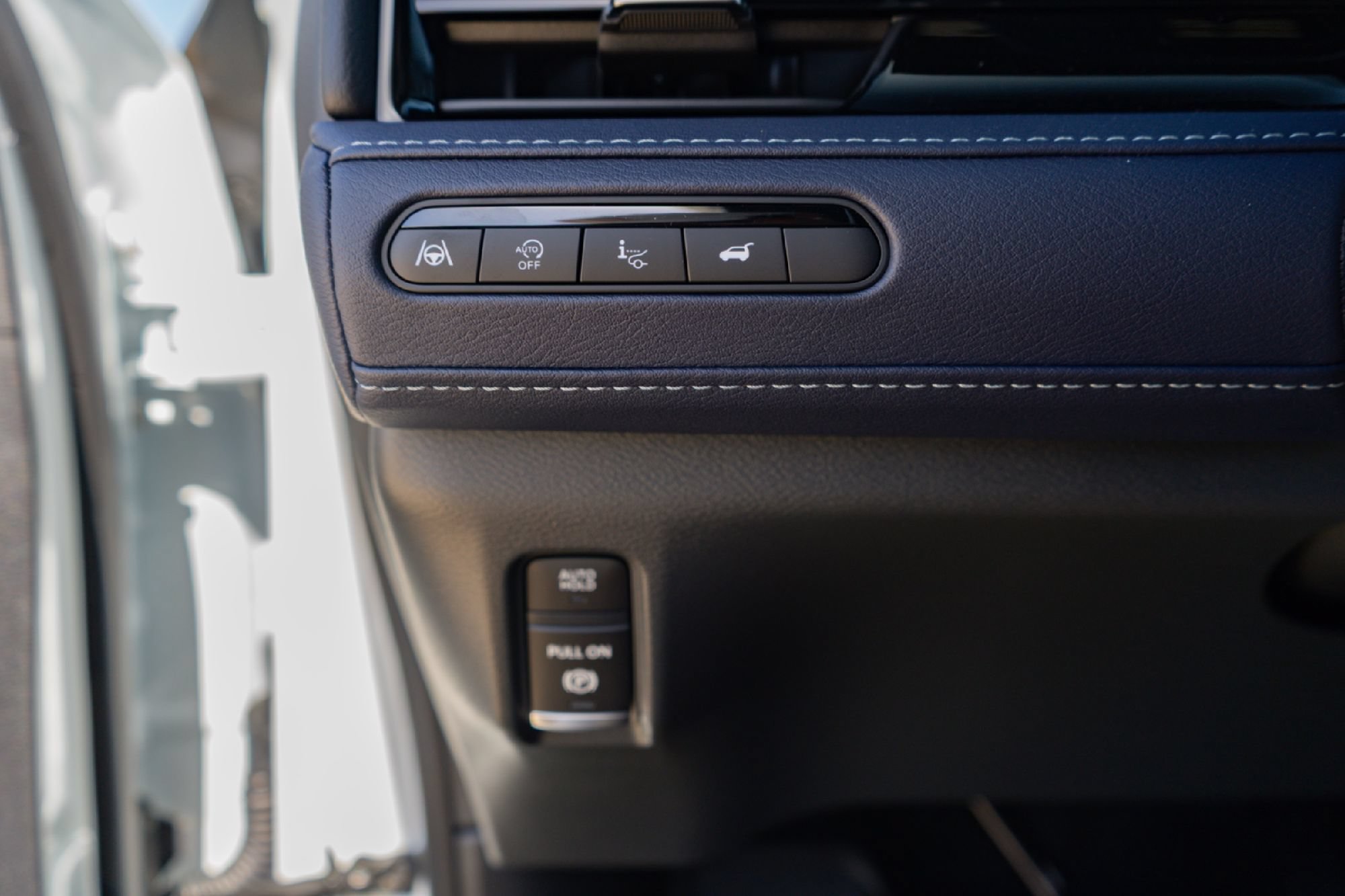 New 2027 INFINITI QX80 Sensory w/ Sport Exterior Package AWD/4WD image 18