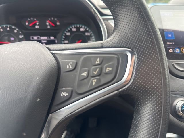 Used 2021 Chevrolet Malibu LT FWD image 24