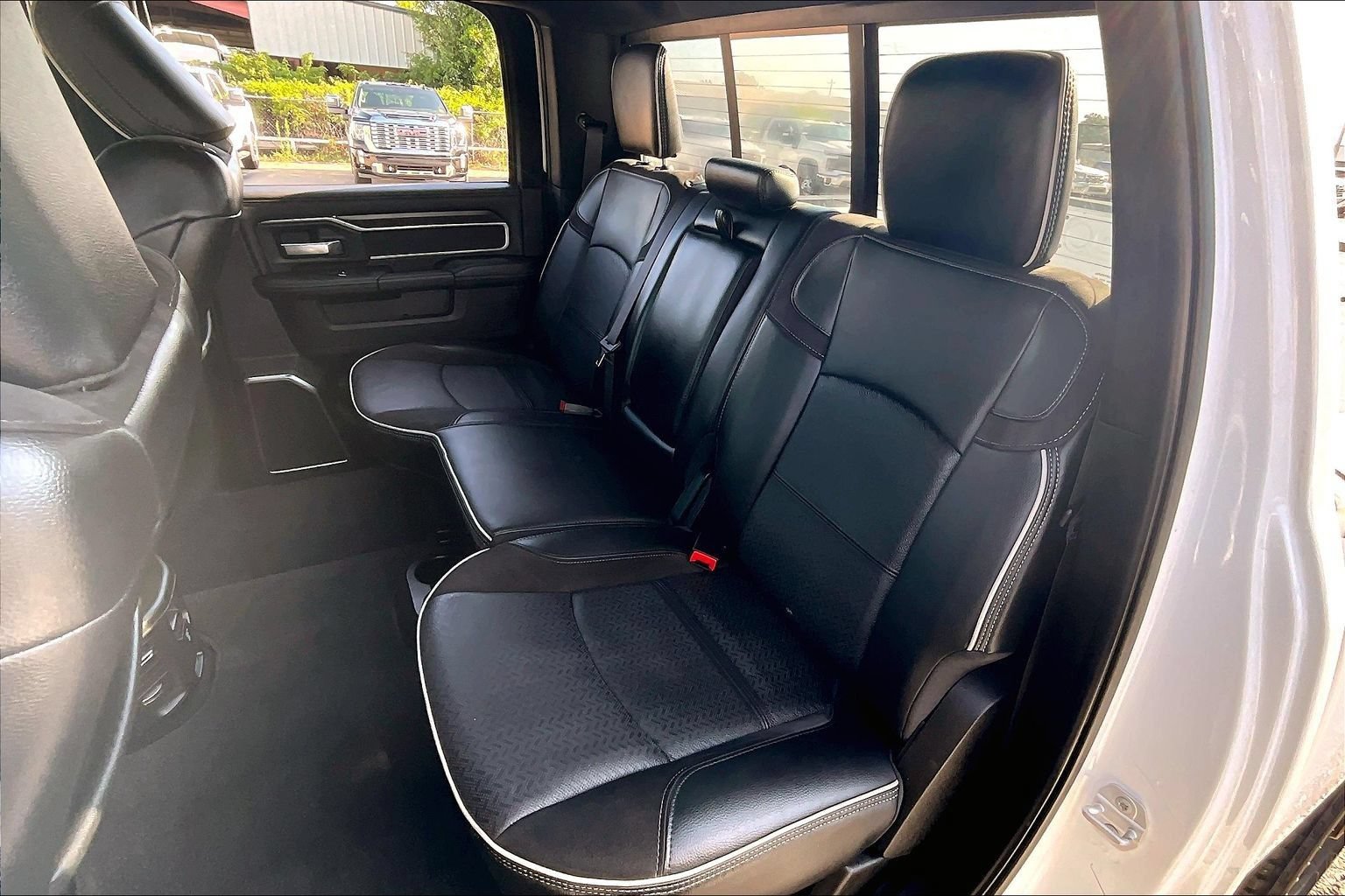 Used 2026 RAM 2500 Laramie AWD/4WD image 27