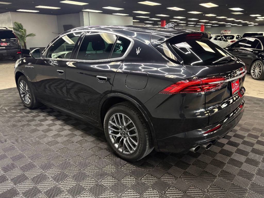 Used 2024 Maserati Grecale GT image 8