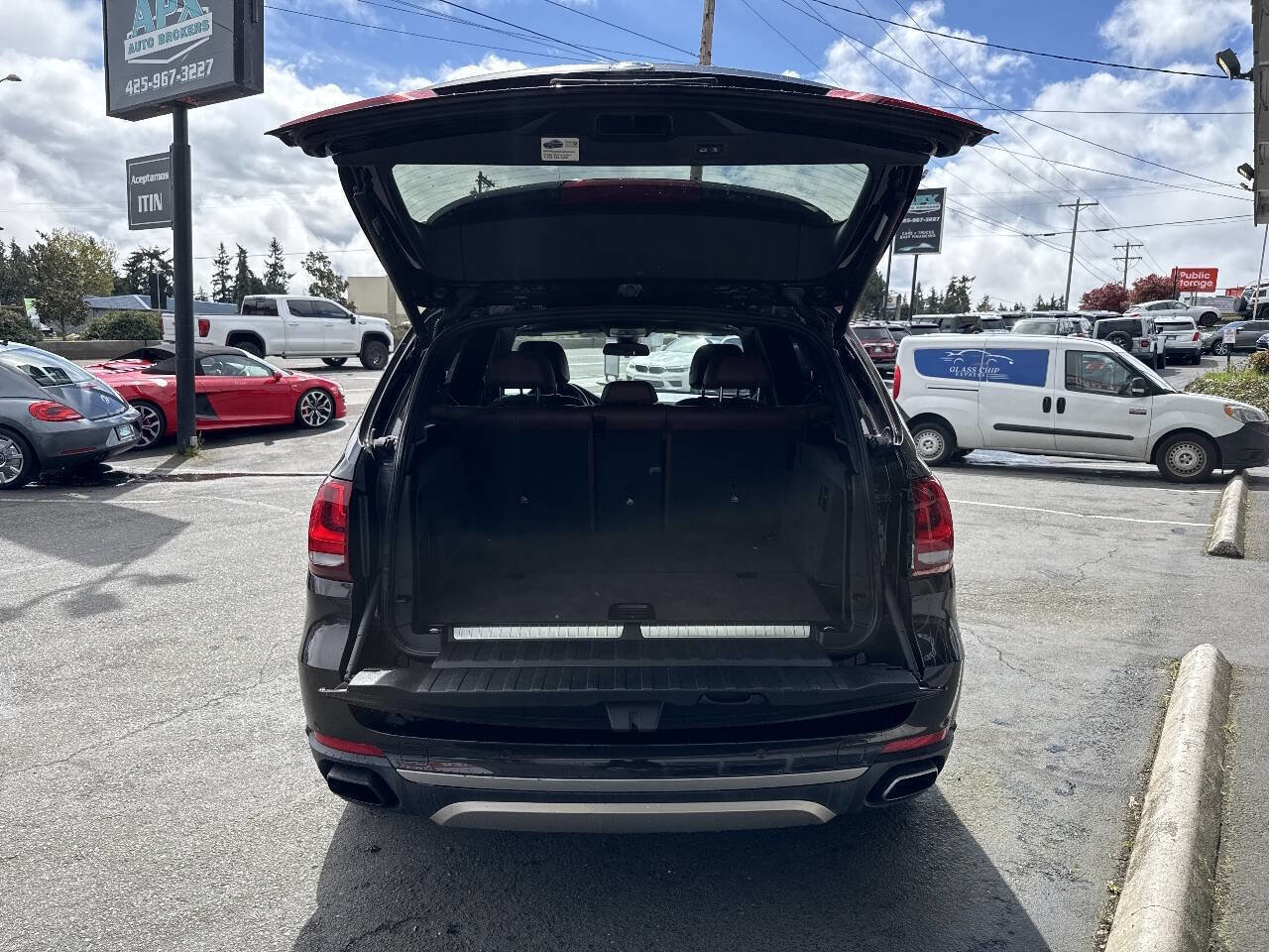 Used 2017 BMW X5 xDrive40e image 6