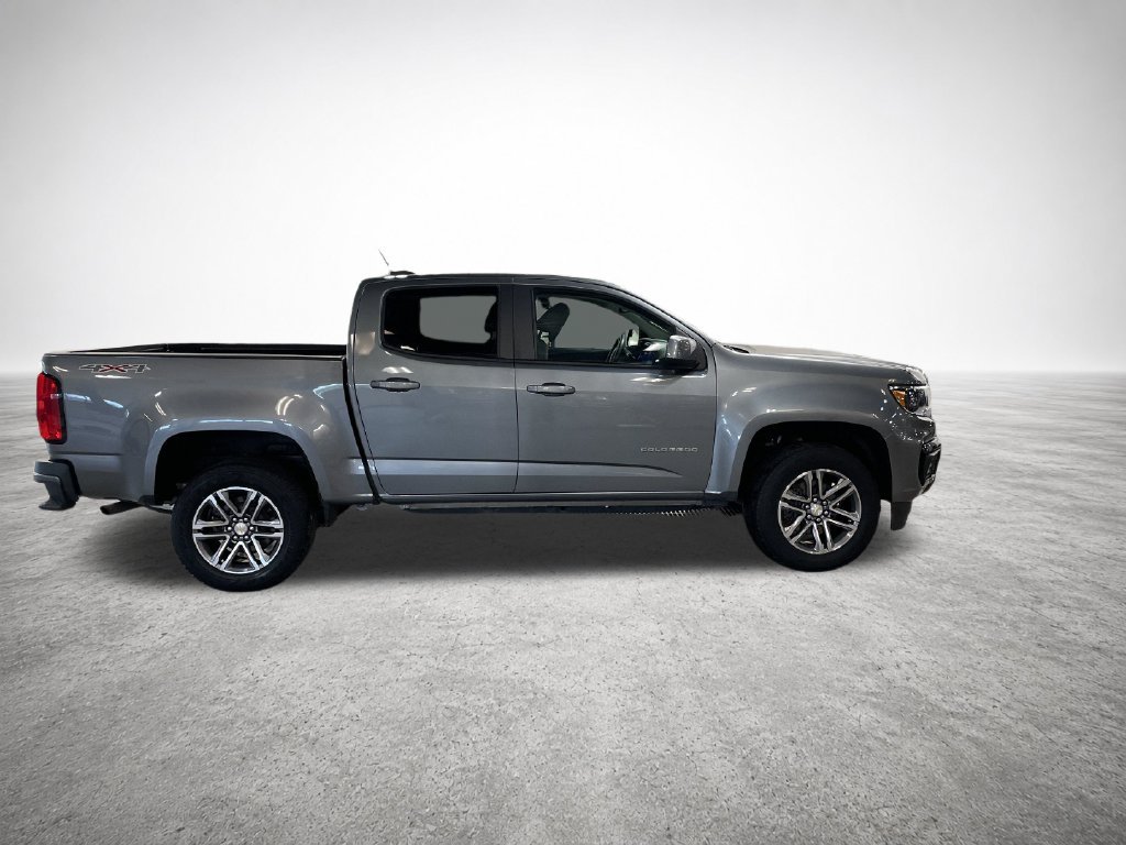 Used 2022 Chevrolet Colorado W/T w/ Custom Special Edition AWD/4WD image 8
