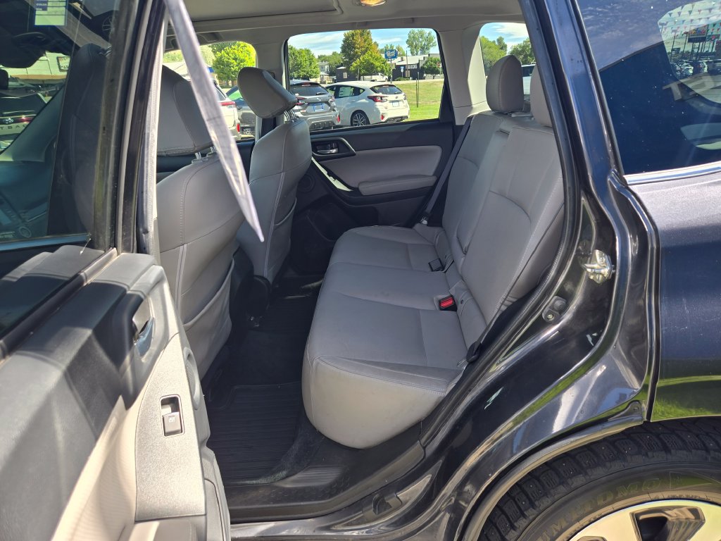 Used 2017 Subaru Forester 2.5i Limited AWD/4WD image 17