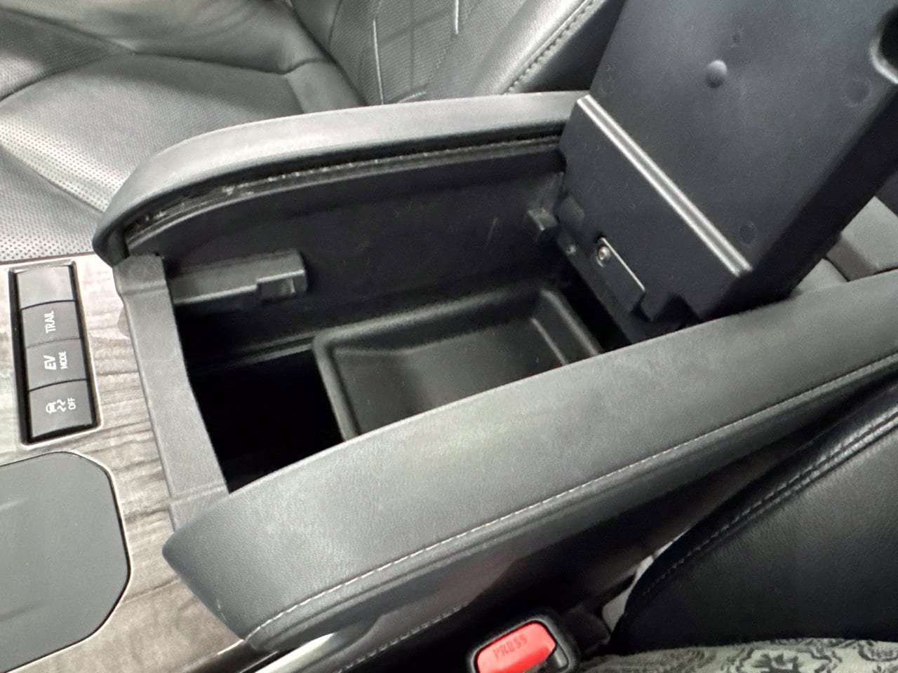 Used 2021 Toyota Highlander Platinum AWD/4WD image 35