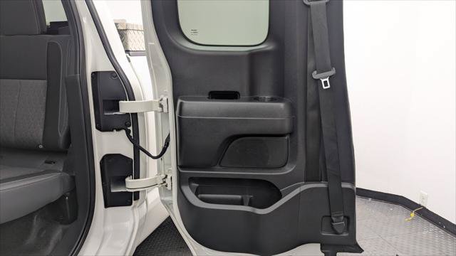 Used 2022 Nissan Titan S RWD image 24